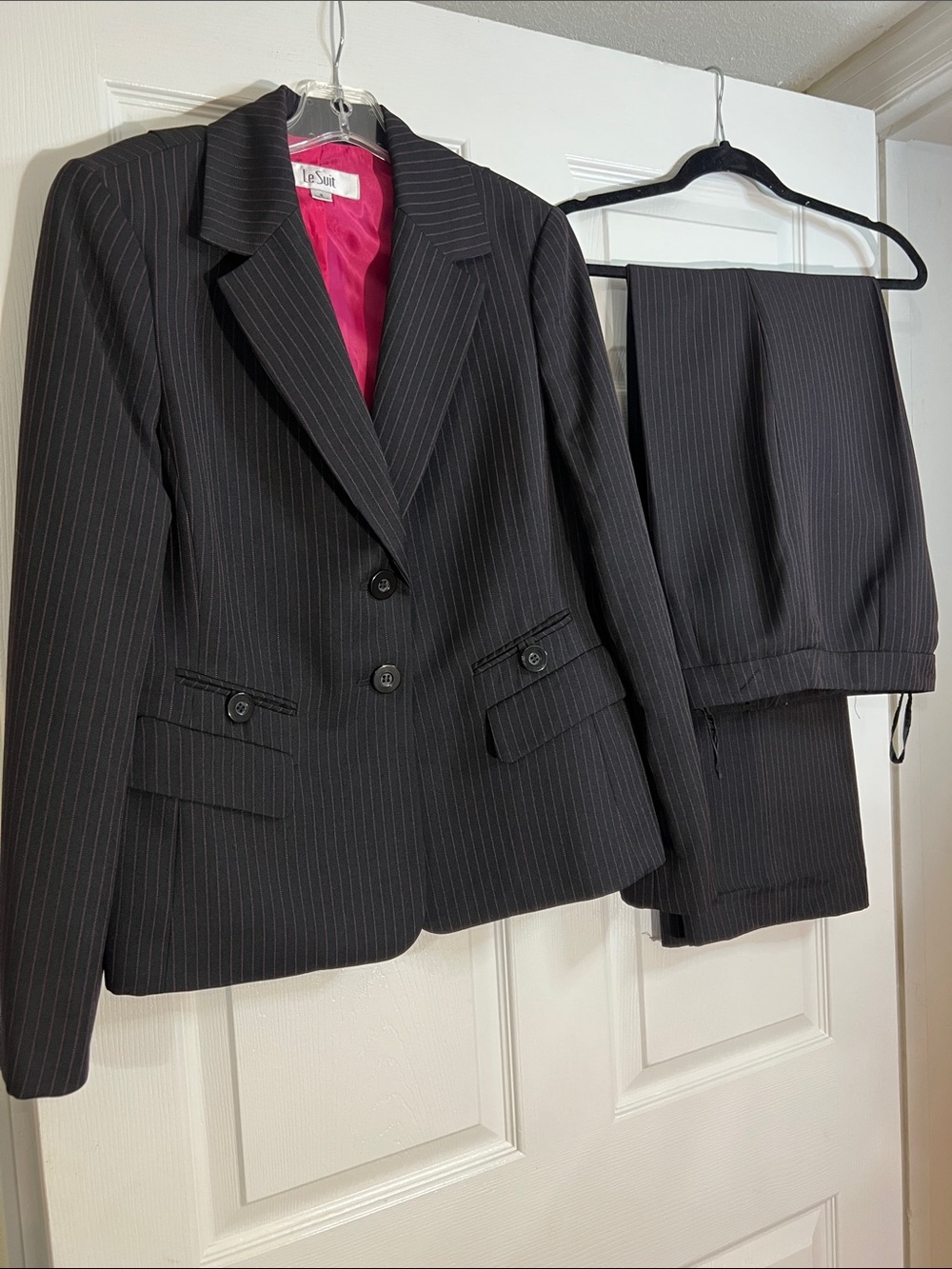 Le Suit Black Pinstripe Women's Two-Piece Suit with Pink Lining